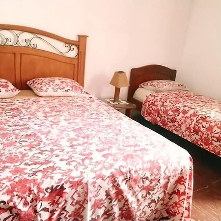 Tagua Hospedaje Asunción Esterno foto